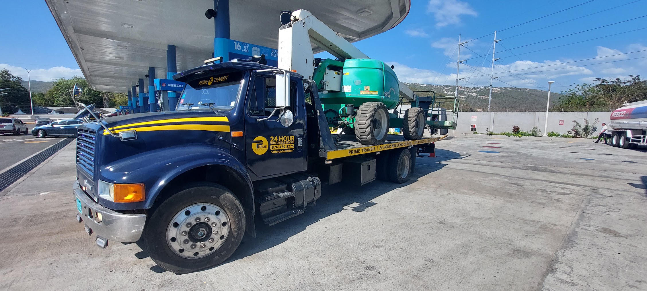 24 hour wrecker services in Kingston Jamaica